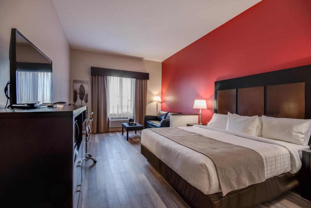 Econo Lodge Inn & Suites Saint Apollinaire 외부 사진